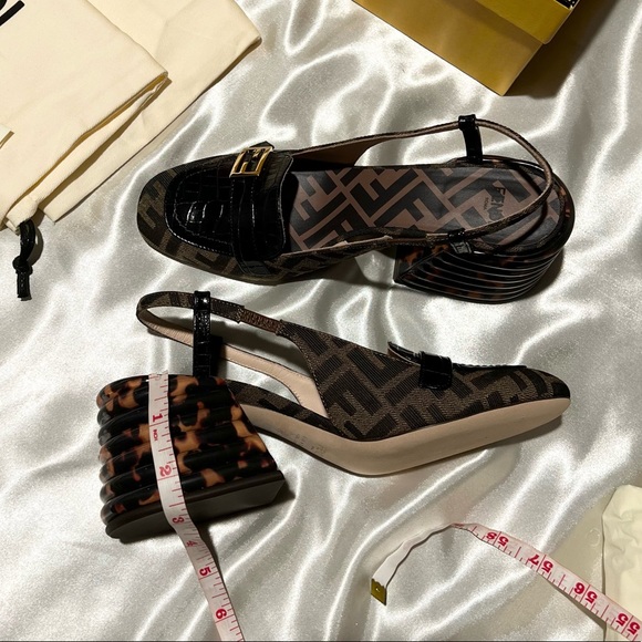 ❌ SOLD ❌ Fendi Jacquard Calfskin FF Tortoise Slingback Size 36.5 - Picture 13 of 13